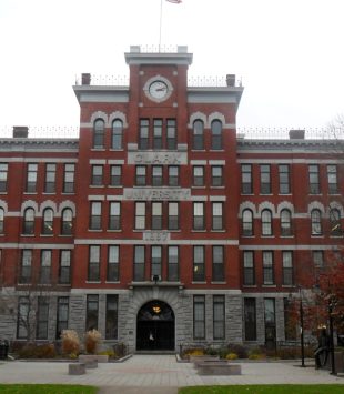 Edifício Jonas Clark, da Clark University